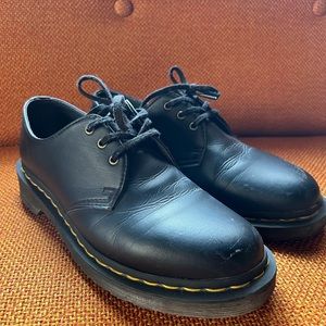 DOC MARTENS LADIES 7
